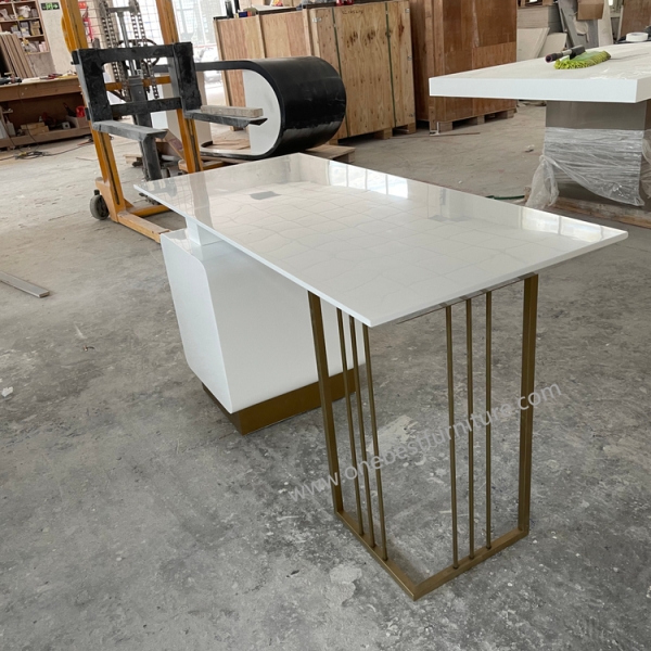 Elegant Design Steel Office Furniture Desk Computer Table White