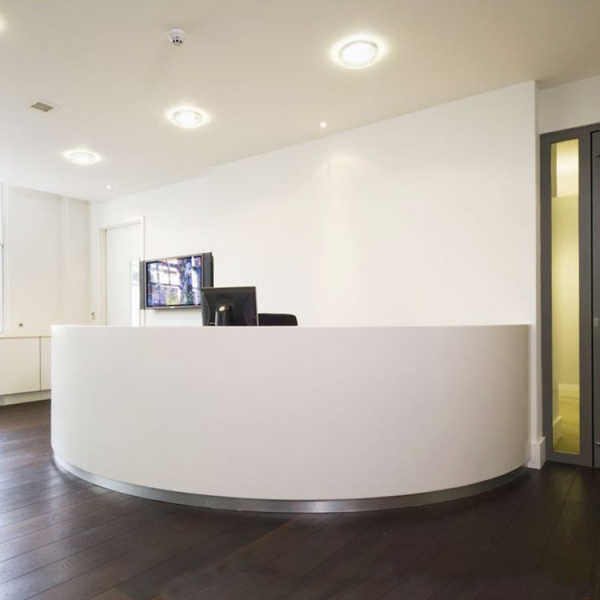 Curved White Color Resin Reception Desk Quartz