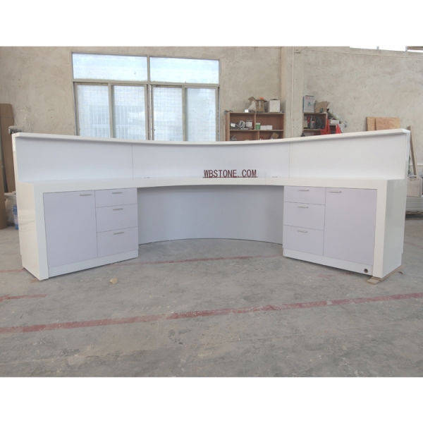 Half Round White Reception Desk for Poly Clinic