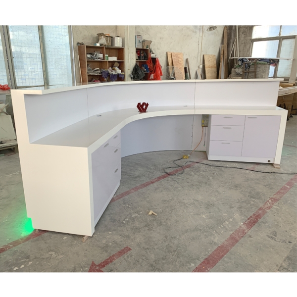 Half Round White Reception Desk for Poly Clinic